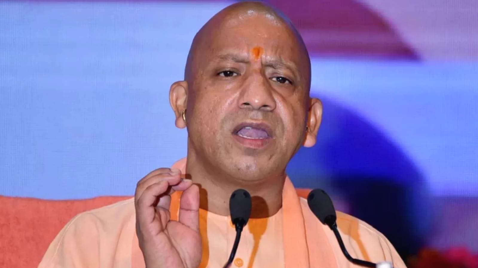 सीएम योगी का बड़ा फैसला: आरो/एआरओ प्रारंभिक परीक्षा रद करने के आदेश, अब दोबारा होगी परीक्षा