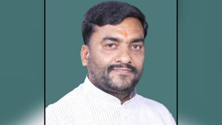 लोकसभा चुनाव : हमीरपुर-महोबा-तिंदवारी सीट से तीसरी बार भाजपा ने पुष्पेंद्र सिंह चंदेल पर जताया भरोसा
