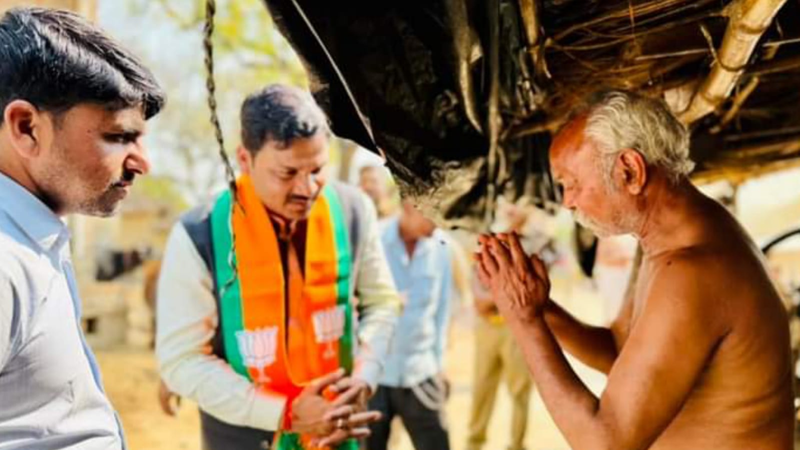जिला पंचायत अध्यक्ष सुनील भाजपा प्रत्याशी की जीत हेतु प्रचार को दे रहे तरजीह