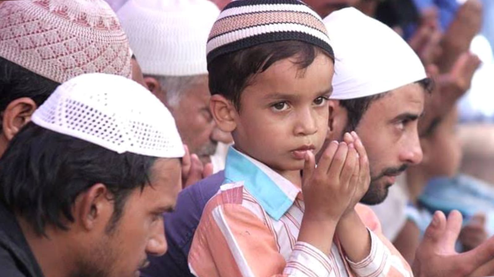 रमजान का पहरा अशरा खत्म, खूब की दुआएं: रोजेदारों के छलके आंसू