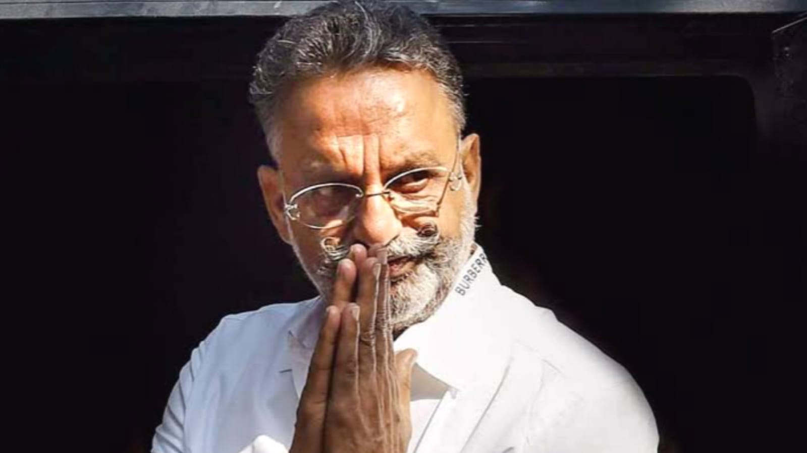डान मुख्तार को स्लो प्वाइजन के आरोप से जेल प्रशासन में हड़कंप: डॉक्टरों द्वारा चेकअप