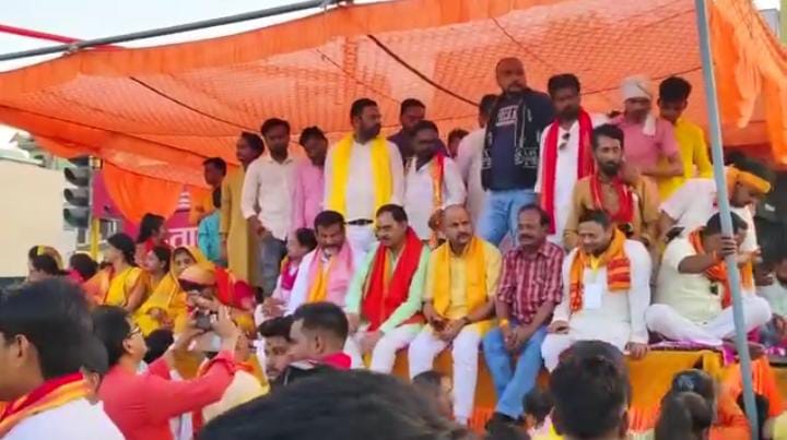 रामनवमी पर निकली भव्य शोभा यात्रा, विधायक प्रकाश आकर्षण का रहे केंद्र