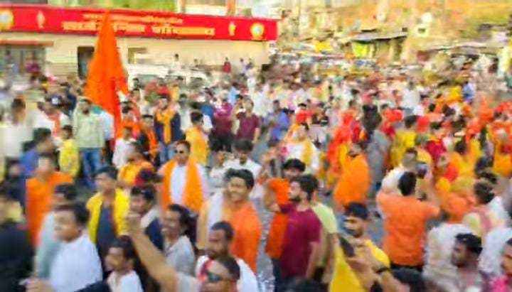 रामनवमी पर निकली भव्य शोभा यात्रा, विधायक प्रकाश आकर्षण का रहे केंद्र