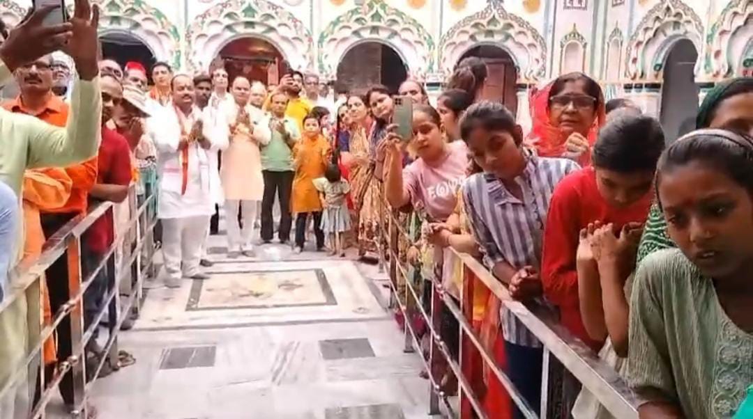 रामनवमी पर निकली भव्य शोभा यात्रा, विधायक प्रकाश आकर्षण का रहे केंद्र