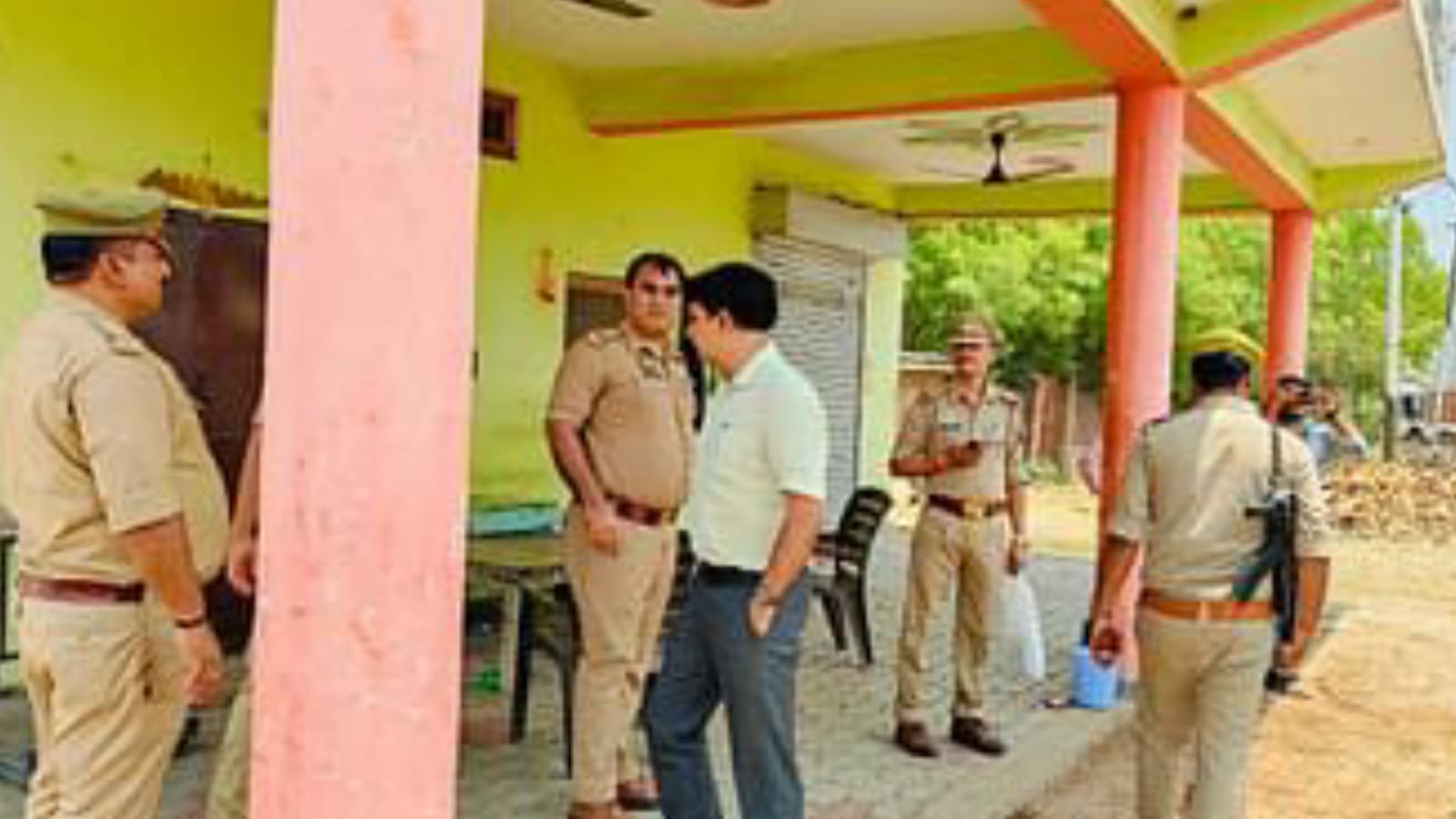 गैंगस्टर के तीन आरोपियों की पांच करोड़ से अधिक की संपत्ति कुर्क: मुखिया के खिलाफ दर्ज हैं 18 मुकदमे