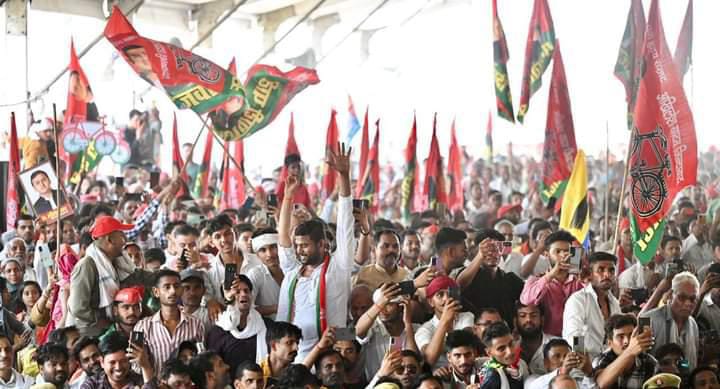 लोकसभा चुनाव की लड़ाई अब बुंदेलखंड में आई: झांसी की रैली में राहुल-अखिलेश का भाजपा पर बड़ा हमला, चढ़ा सियासी पारा