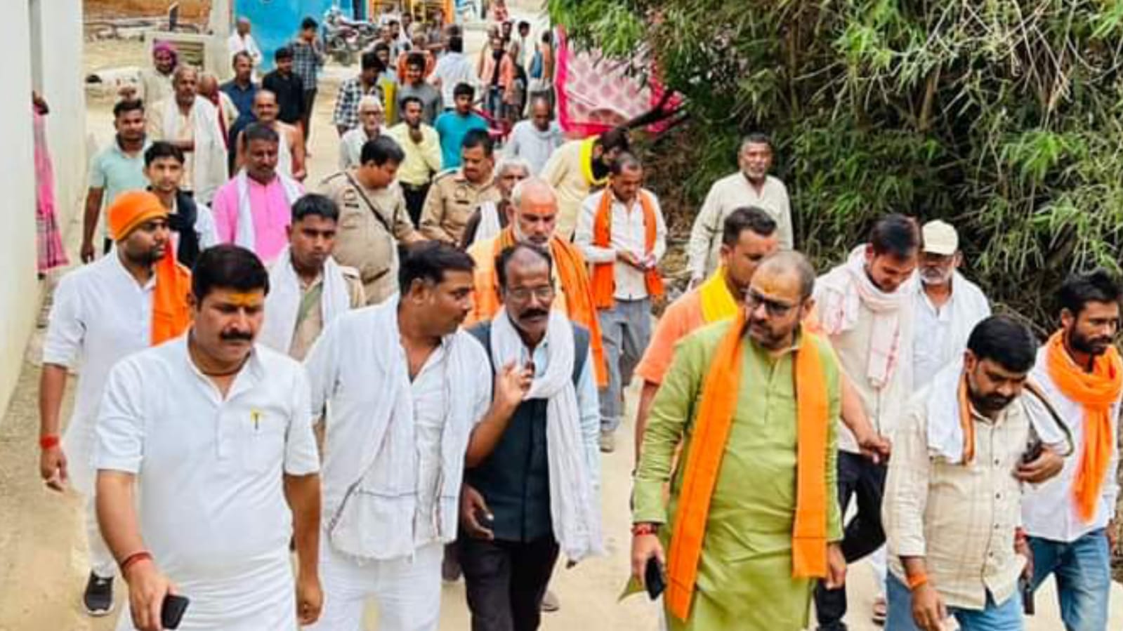 विधायक प्रकाश का जनसंपर्क दिखा रहा कमाल : भाजपा के पक्ष में तेज हो रहा माहौल