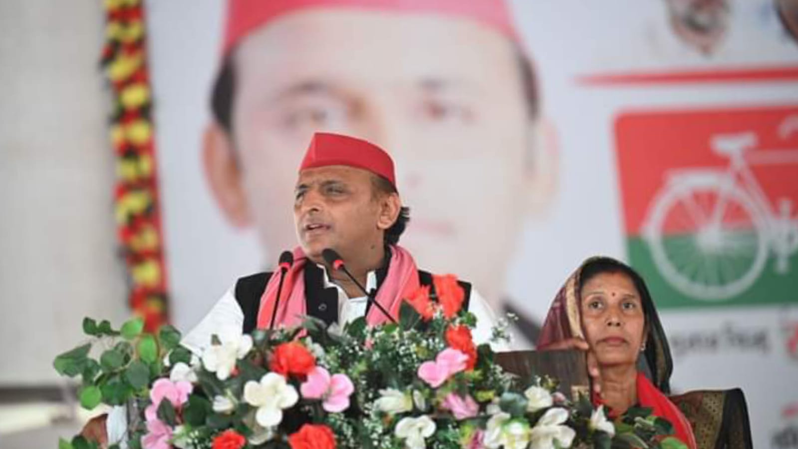 अखिलेश यादव बोले: बुंदेलखंड भाजपा को कोई भी सीट नहीं देगा, संविधान पर मंडरा रहा खतरा