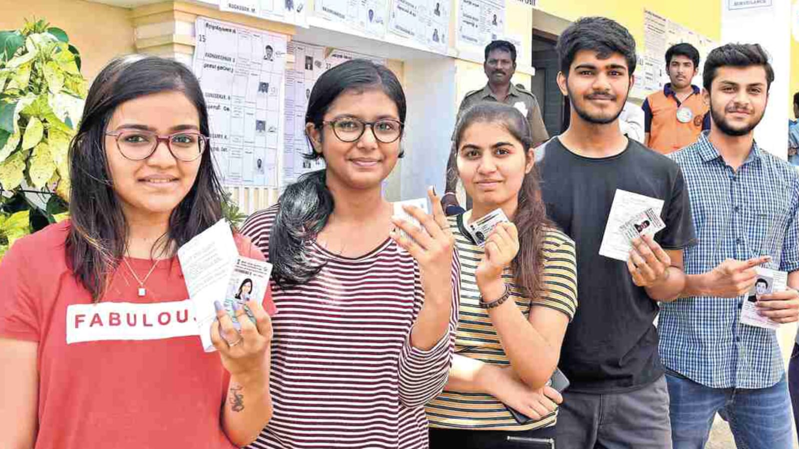 बुंदेलखंड: मतदान में बांदा रहा फिसड्डी, झांसी फस्ट, हमीरपुर सेकेंड