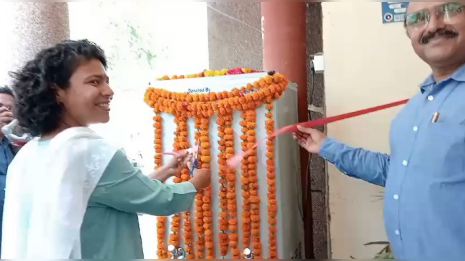 हुजूर नें दिखाई "दरियादिली" : गर्मी में प्यासी जनता होगी "कूल -कूल"
