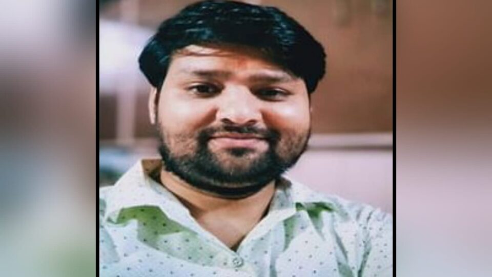 बुंदेलखंड एक्सप्रेस वे पर पलटी कार : एक की मौत चार घायल