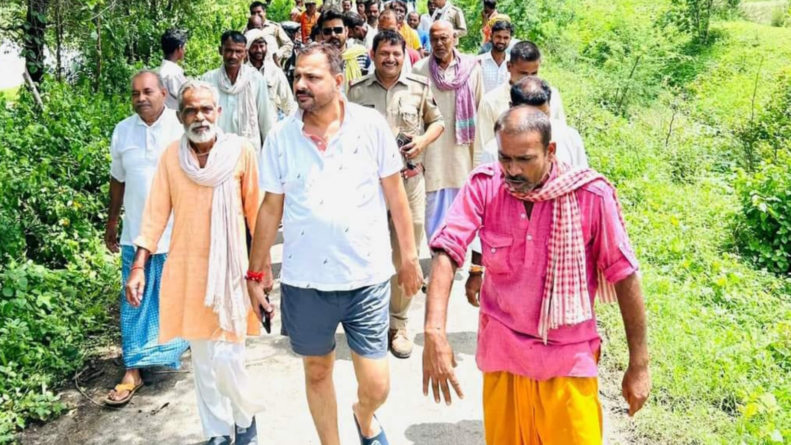 यूपी का अनोखा विधायक प्रकाश द्विवेदी : जनमन में है गजब की प्रसन्नशनीय छवि