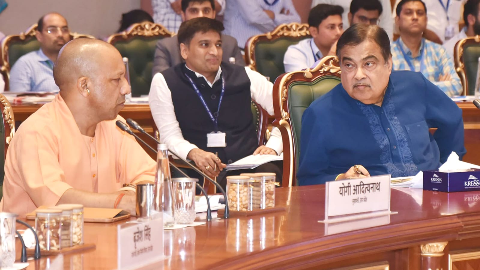 सीएम योगी ने केंद्र से मांगे 11500 किमी लंबे राष्ट्रीय राजमार्ग, पांच मंडलों के लिए रिंग रोड की डिमांड