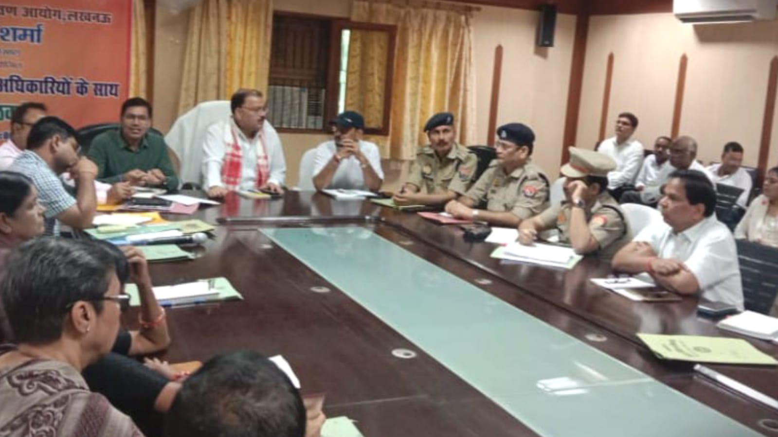 स्कूलों के सौ मीटर दायरे में नहीं बिके नशे का सामान: बाल संरक्षण आयोग के अध्यक्ष का निर्देश