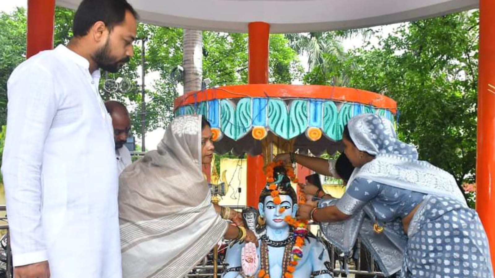 पालिका अध्यक्ष मालती बासू नें अनूठे ढंग से मनाया स्वाधीनता दिवस: अंकित भी हुये चर्चित