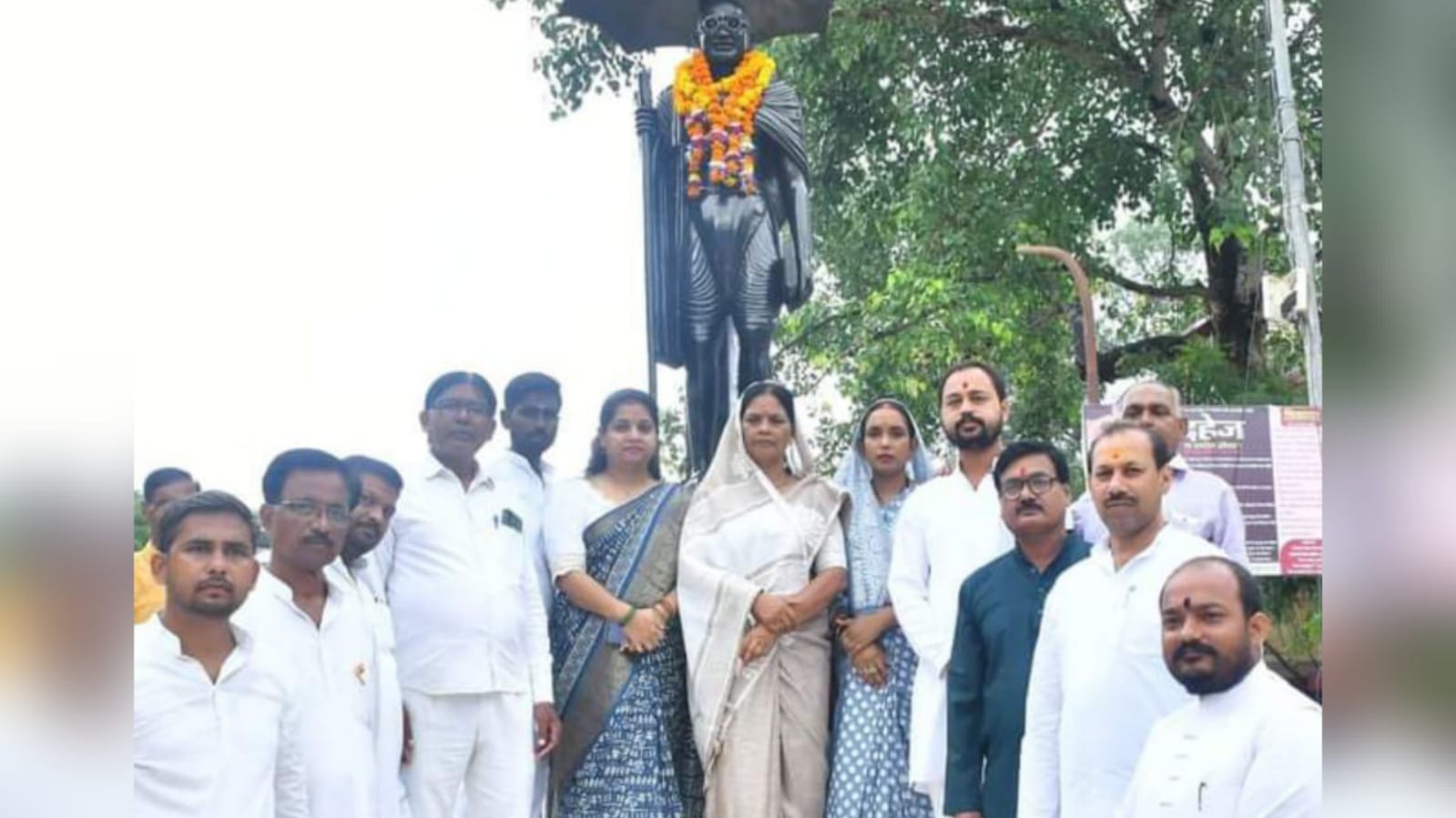 पालिका अध्यक्ष मालती बासू नें अनूठे ढंग से मनाया स्वाधीनता दिवस: अंकित भी हुये चर्चित