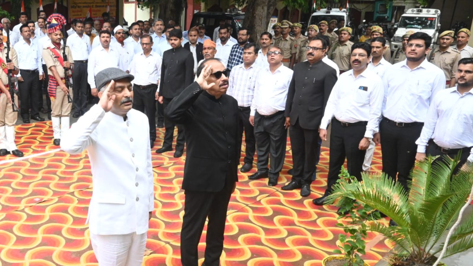 जिले में स्वतंत्रता दिवस आयोजन की रही धूम : ध्वजारोहण के साथ ही हुये विभन्न आयोजन