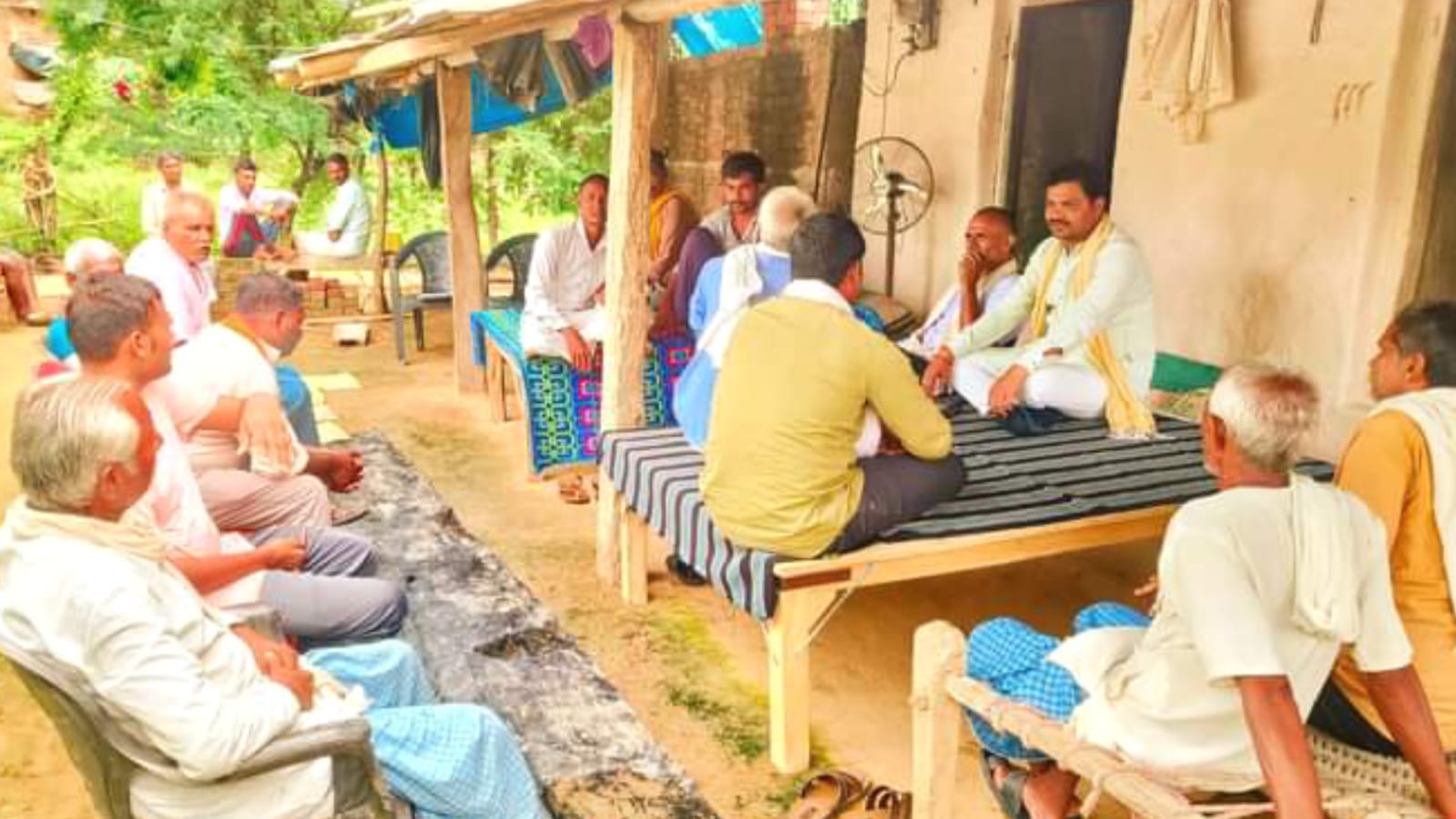 जिला पंचायत अध्यक्ष सुनील पटेल नें गांवों में सुनी समस्या : निस्तारण के दिये निर्देश