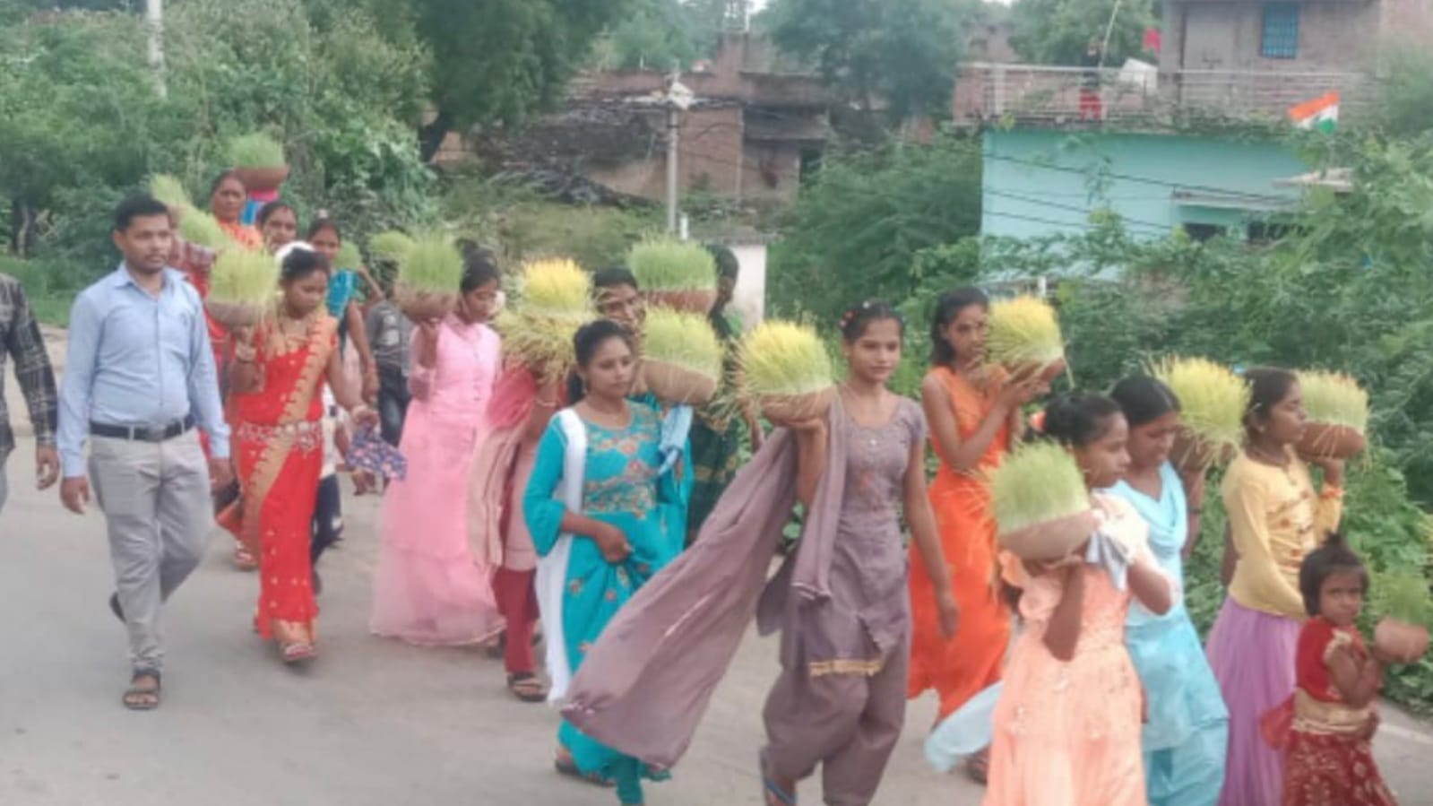 बांदा में परंपराओं के साथ मनाया गया कजली महोत्सव: लगे मेले, हुये दंगल