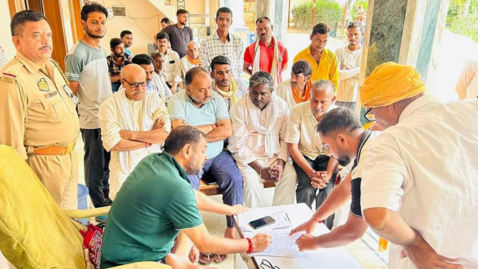 विधायक प्रकाश नें "जन्माष्टमी में भी दिखाई जन सेवकाई" : जन मन में भरा तरंग