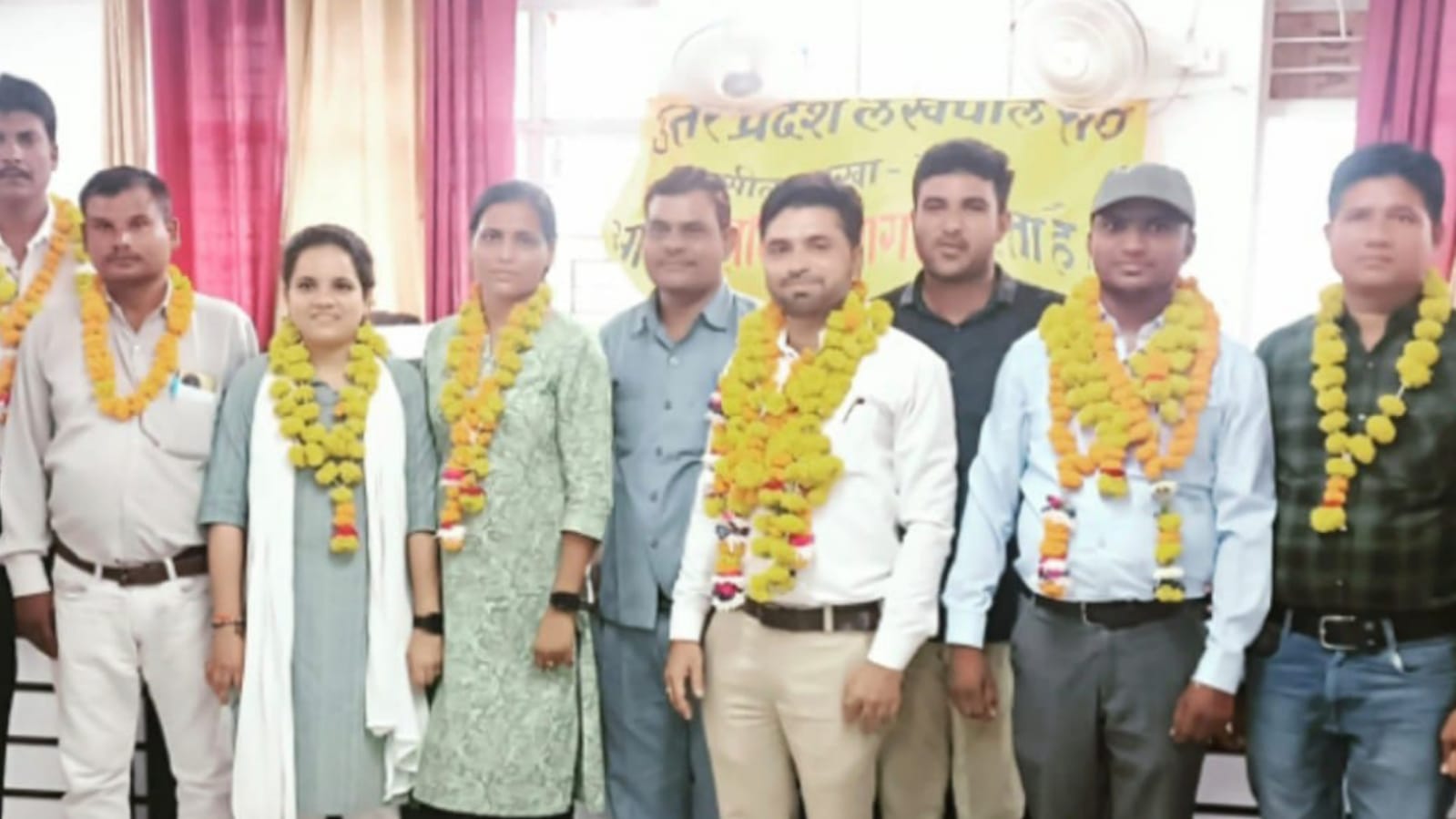 लेखपाल संघ सदर के दीपक त्रिपाठी बनें अध्यक्ष: सहकर्मियों में खुशी की लहर