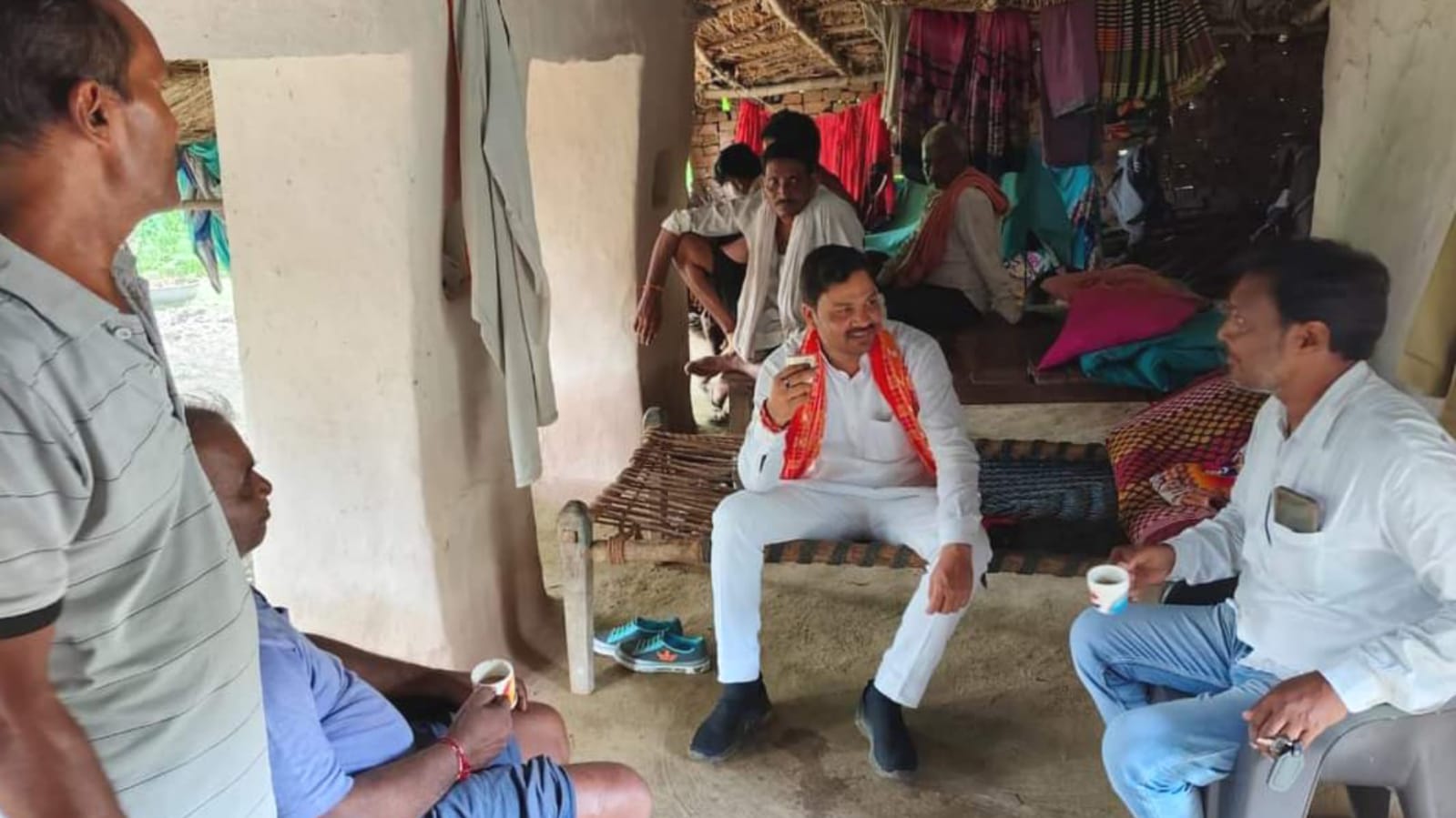 जिला पंचायत अध्यक्ष सुनील पहुंचे बदौली : समस्या देख हो गये दंग