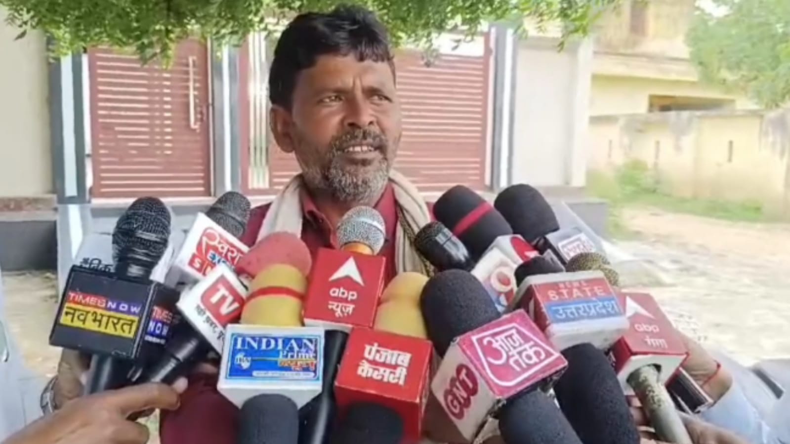 रिश्ते का कत्ल: ससुर ने कुल्हाड़ी से काटकर बहु की कर दी हत्या, खुद भी फांसी लगाकर दें दी अपनी जान