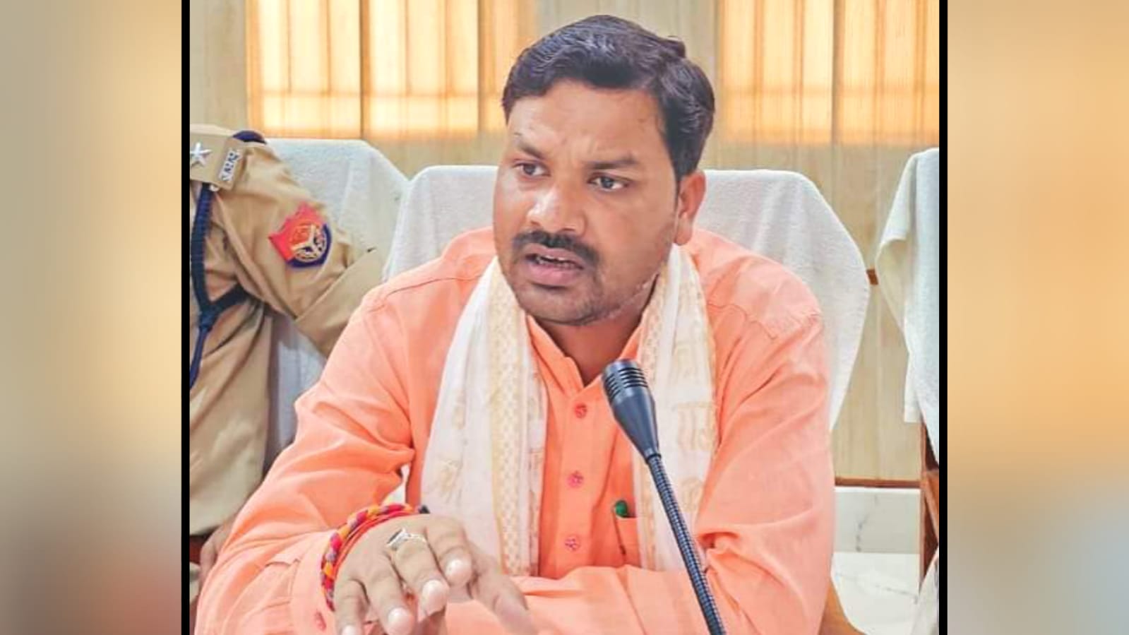 जिला पंचायत अध्यक्ष सुनील पटेल ने जनता की समस्याओं का किया समाधान: 15 दिन का समय निर्धारित