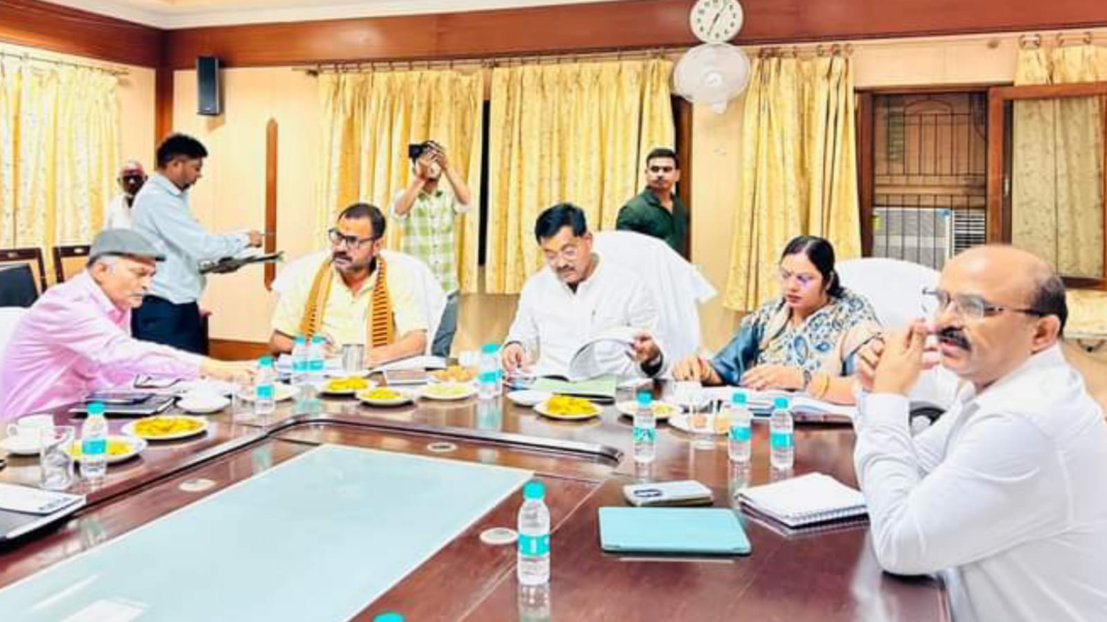 विकास कार्यों को मिली रफ्तार: लोक निर्माण विभाग की योजनाओं को दी गई अंतिम मंजूरी