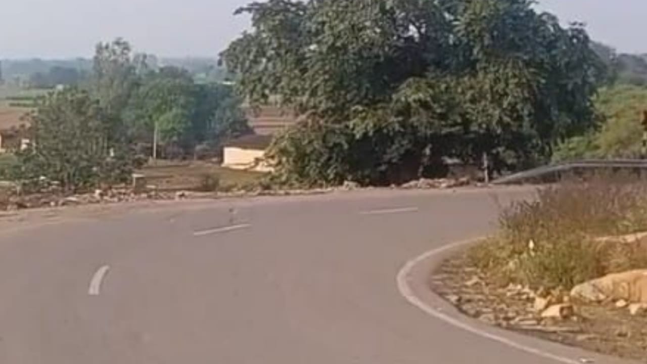 ब्लाक प्रमुख अरविंद मिश्रा चिंतित: काली घाटी बन गई है काल, अफसर बेपरवाह