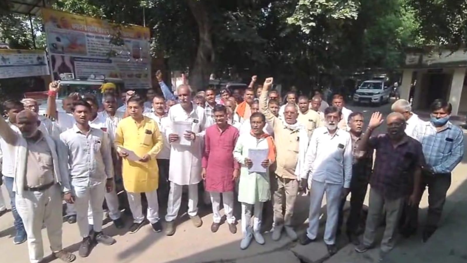 कोटेदारों नें लाभांश बढ़ाने को भरी हुंकार : बोले भरण पोषण नहीं हो पा रहा सरकार