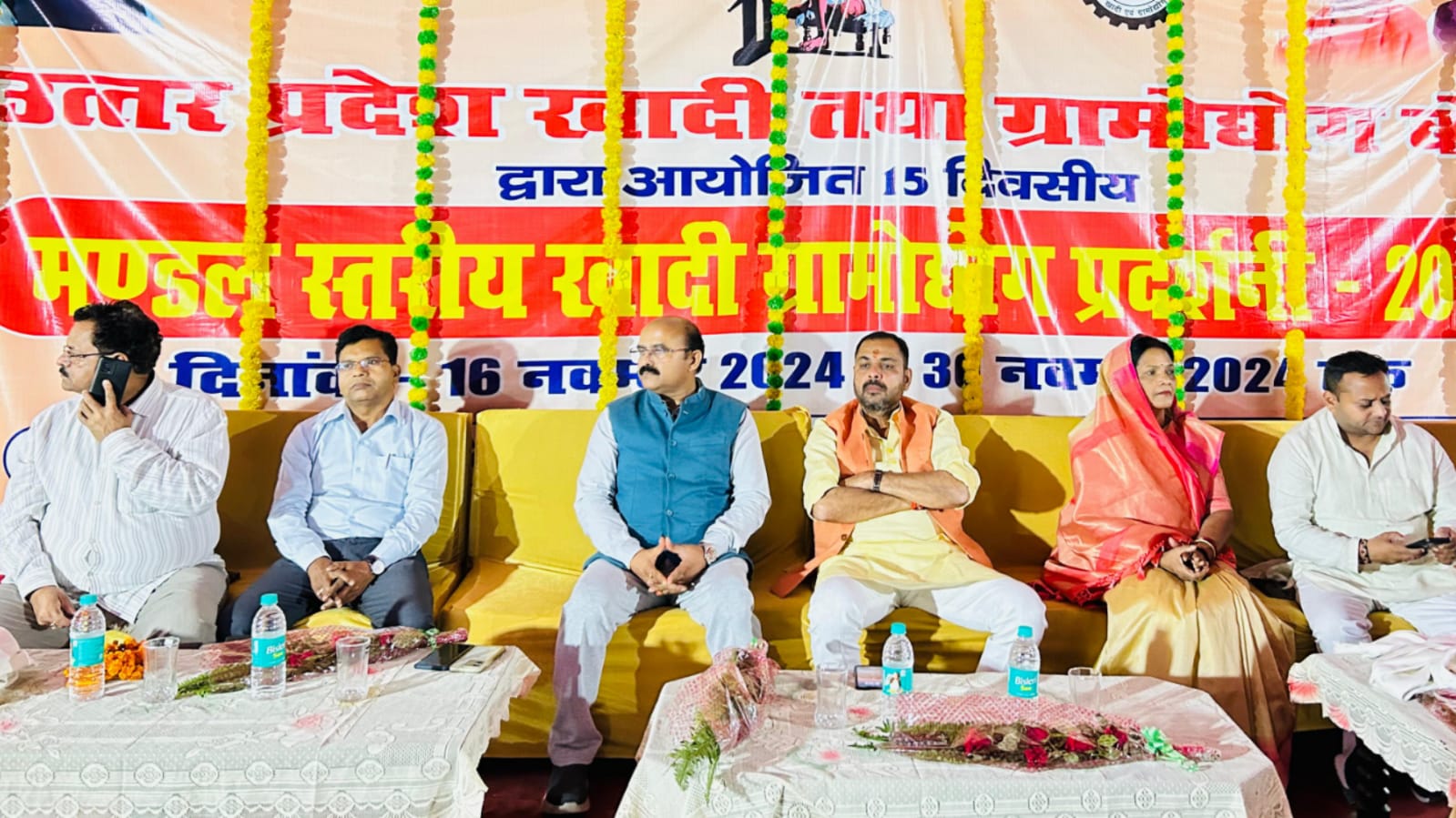 प्रकाश द्विवेदी ने खादी प्रदर्शनी के उद्घाटन में कहा: स्वदेशी उत्पादों से बढ़ेगी अर्थव्यस्था