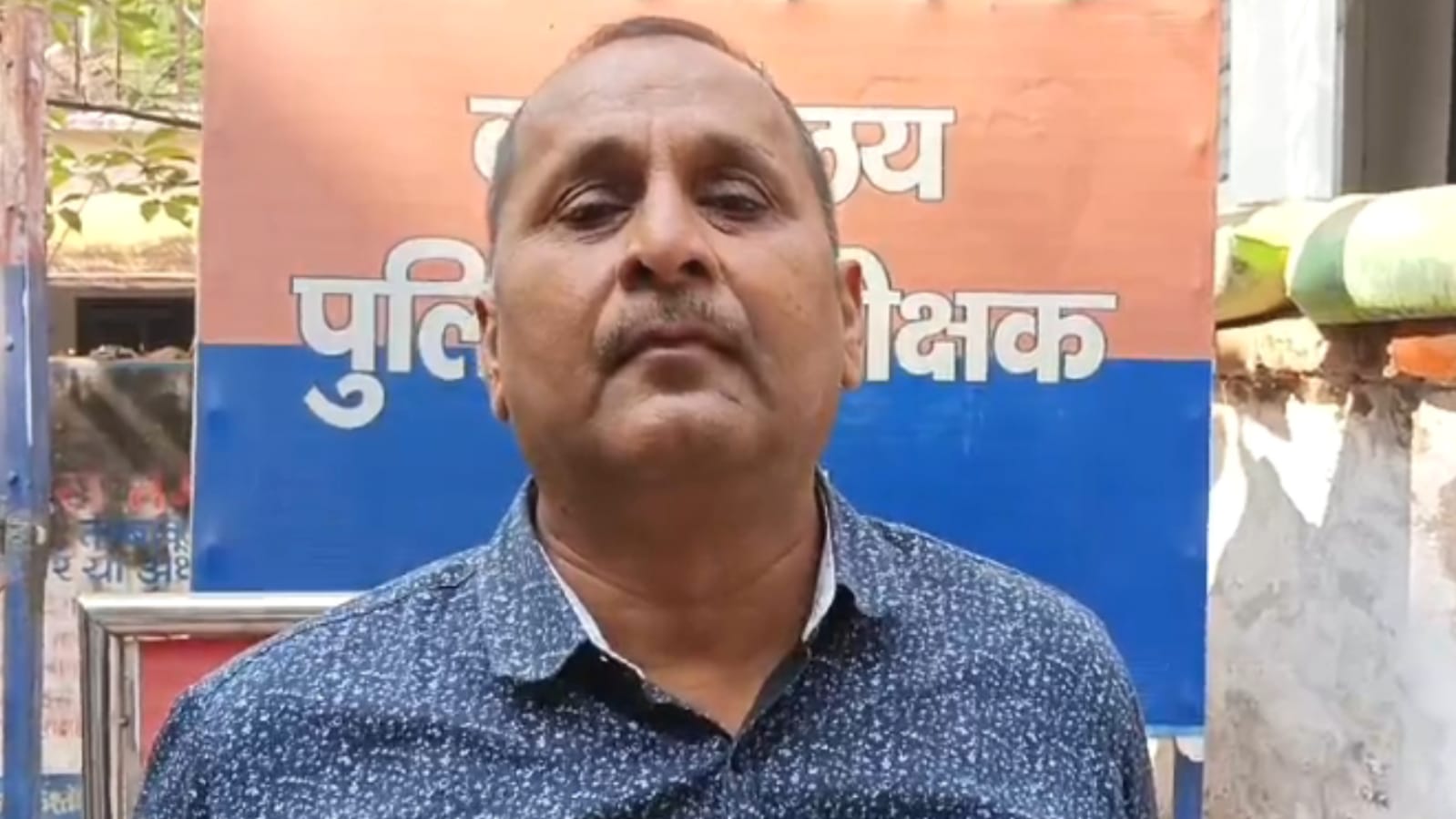 हार्पर क्लब का "सचिव मनीष बना खलनायक" ? पत्रकार को फर्जी फंसा रची कहानी !