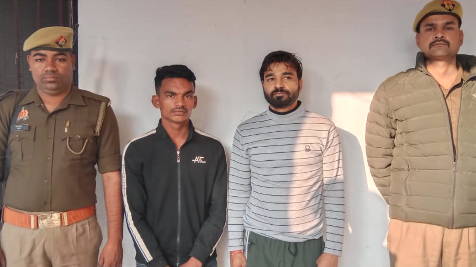 शाबाश पुलिस: शादी समारोह से आभूषण और रुपये चोरी करने वाले दो अभियुक्त गिरफ्तार