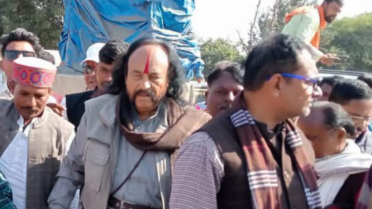 पूर्व बागी सम्राट मलखान सिंह का गुस्सा: खंडित प्रतिमा पर जताया विरोध, प्रशासन को चेतावनी