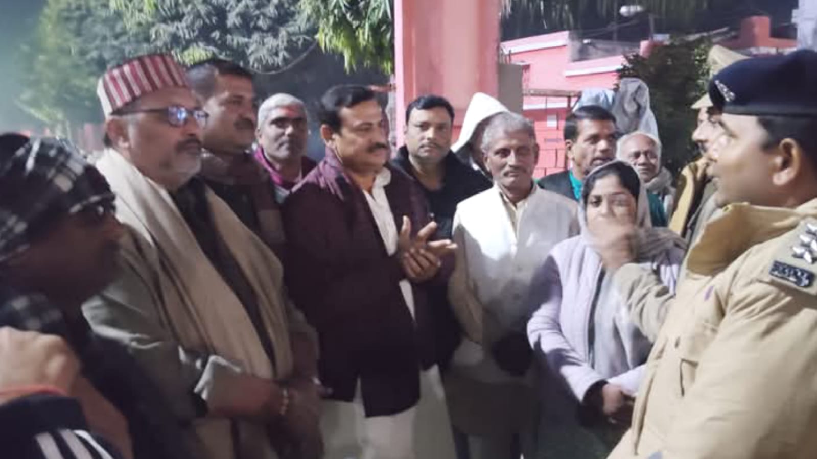कांग्रेस सेवादल के प्रदेश अध्यक्ष समेत 14 कांग्रेसी नजरबंद
