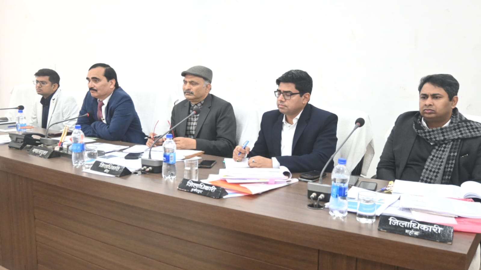 आयुक्त बालकृष्ण ने किया "सचेत": विकास कार्यों व कानून व्यवस्था में अधिकारियों को कड़े निर्देश