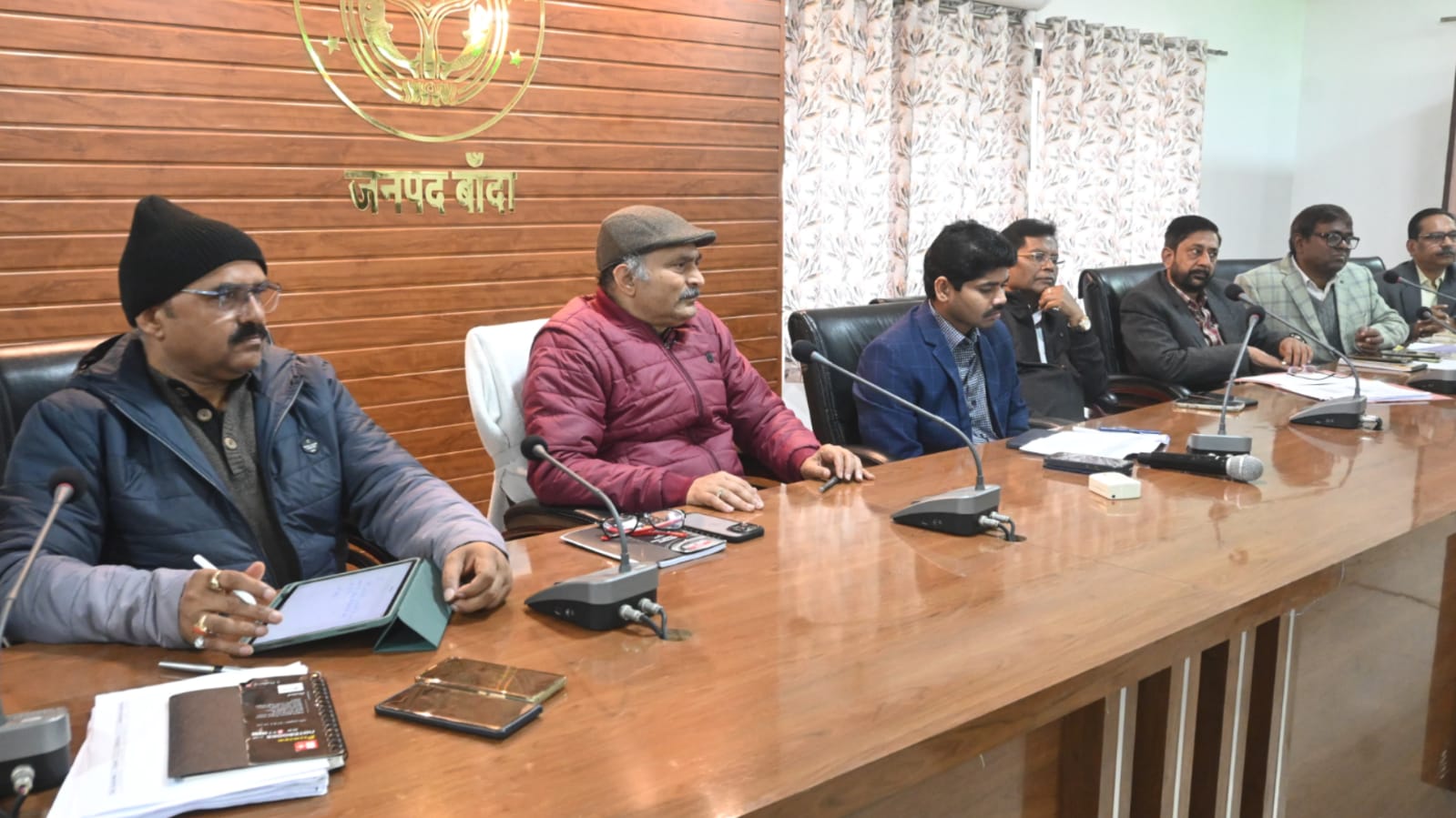 डीएम नगेन्द्र का फोकस: बांदा में सोलर क्रांति की शुरुआत, हर माह 300 यूनिट मुफ्त बिजली