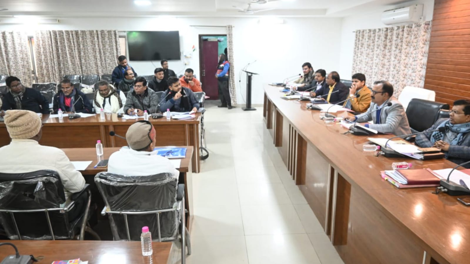 सड़क सुरक्षा को लेकर बड़ी पहल: यातायात सुधार के लिए कड़े निर्देश