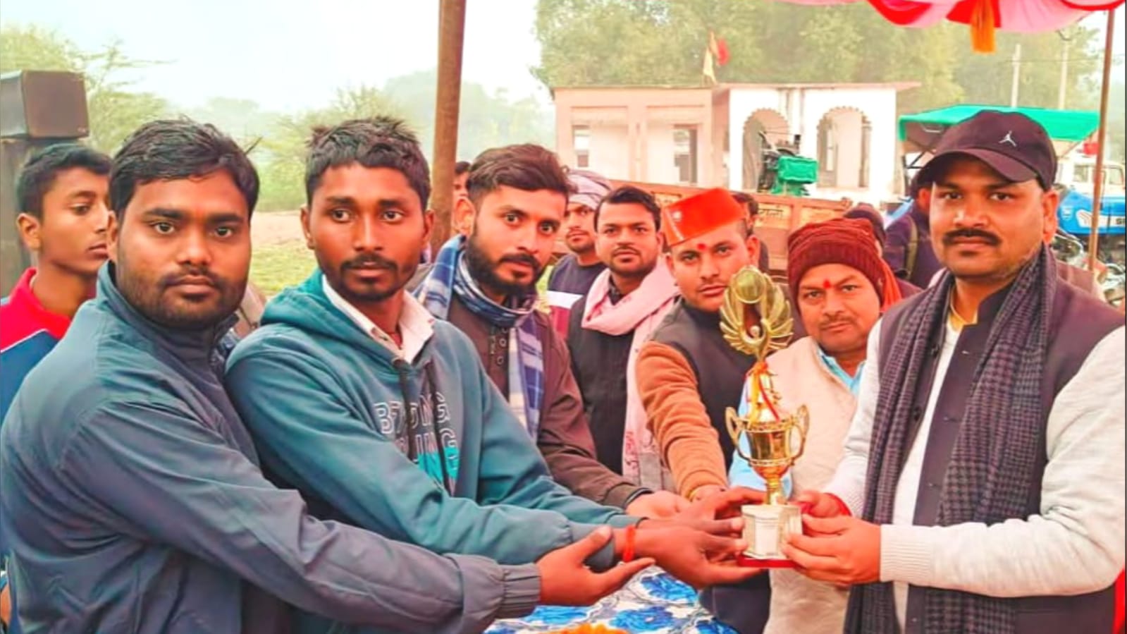 पंचायत अध्यक्ष सुनील पटेल ने खिलाड़ियों का बढ़ाया उत्साह : विजेता टीम को दी बधाई