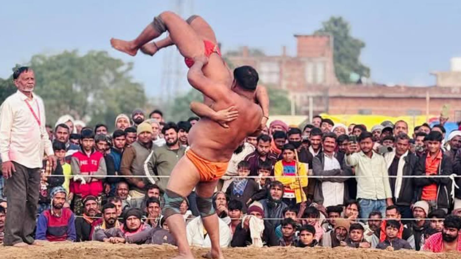 मंत्री रामकेश द्वारा "दंगल प्रतियोगिता" का उद्घाटन: युवाओं को खेलों में भाग लेने की दी प्रेरणा