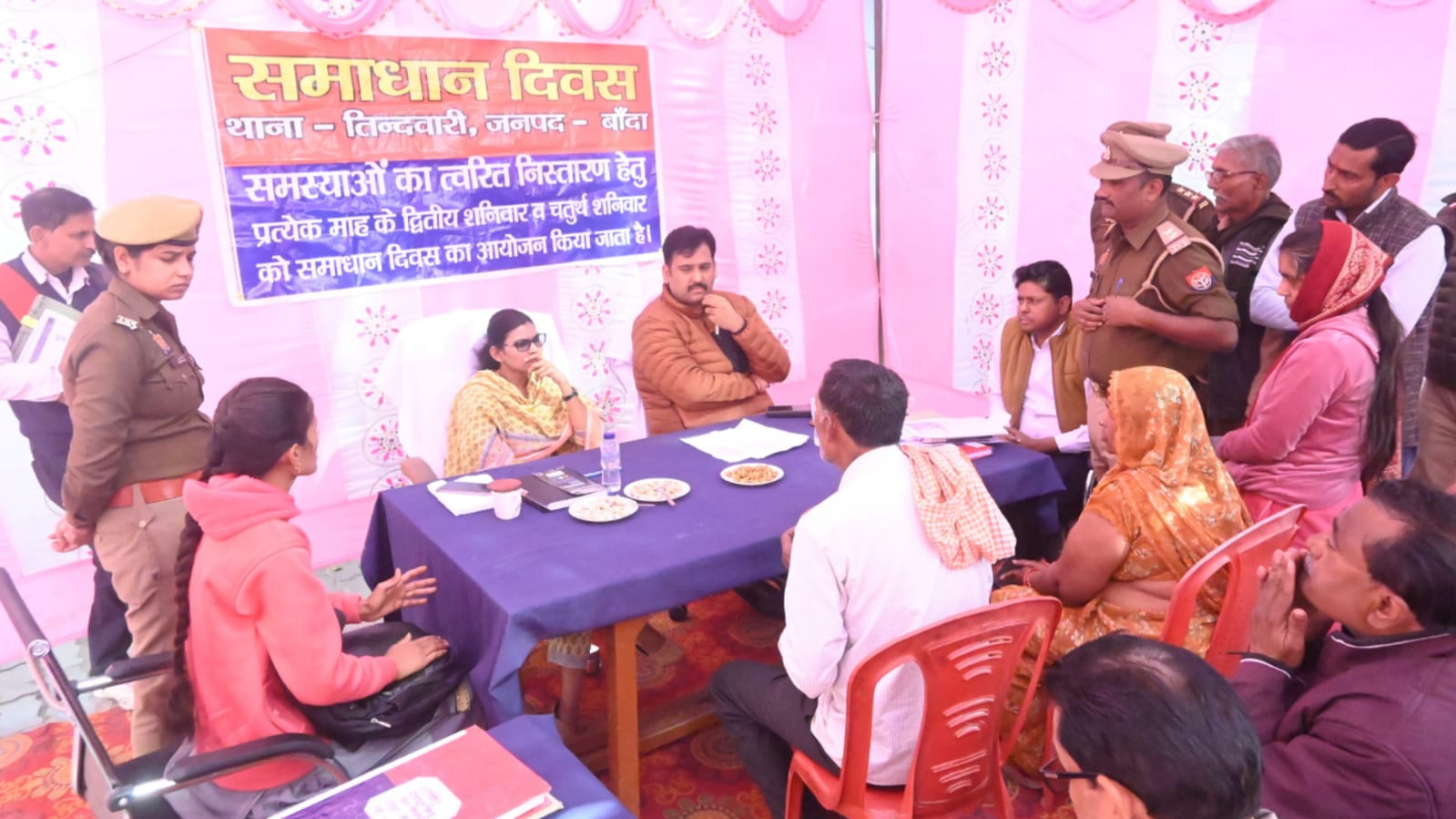 डीएम जे रीभा "शिक्षा और स्वास्थ्य" पर सख्त: "परखी जमीनी हकीकत"