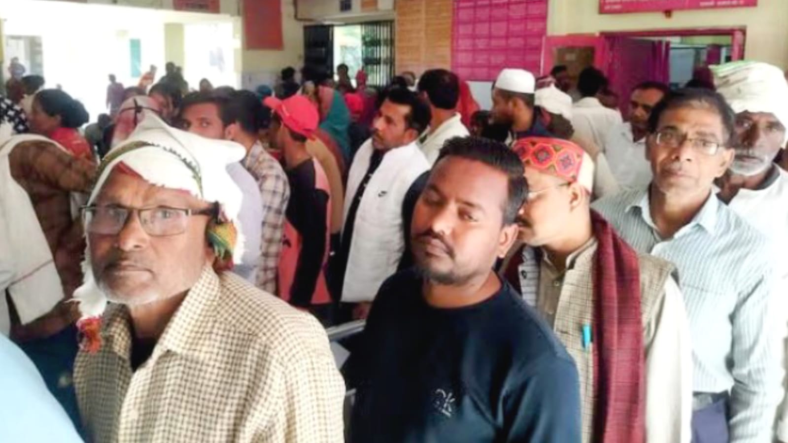 बांदा जिला अस्पताल में संसाधनों की कमी: मरीजों को हो रही भारी दिक्कत