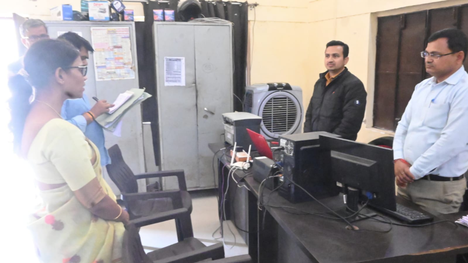 डीएम जे. रीभा का सख्त रुख: लापरवाही बर्दाश्त नहीं, अधिकारियों को कड़ी चेतावनी