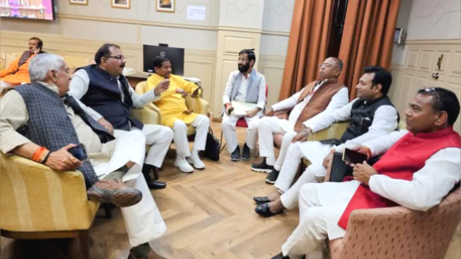 विधायकों नें बनाई रणनीति: सदन से सड़क तक गूंजेगी बुंदेलखंड राज्य की मांग