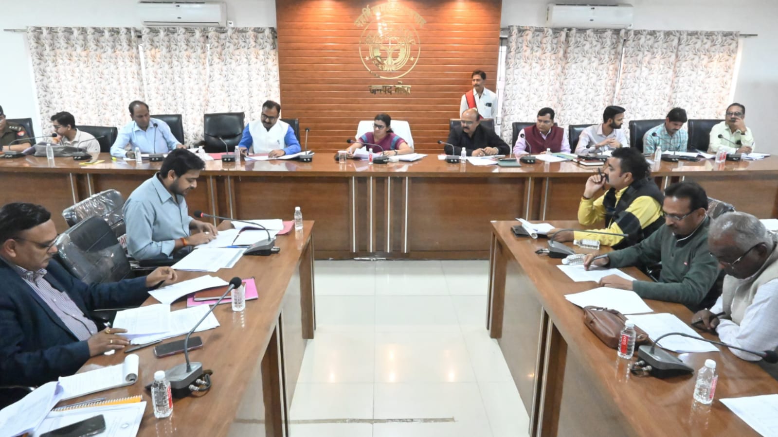 डीएम जे. रीभा का "औद्योगिक विकास" के लिए ठोस कदम: सुविधाओं का होगा विस्तार