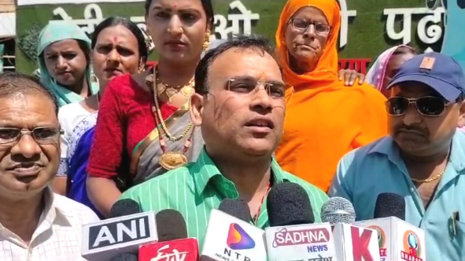 किन्नर समाज की अनूठी पहल: परिवहन विभाग के साथ मिलकर चला "जागरूकता" अभियान