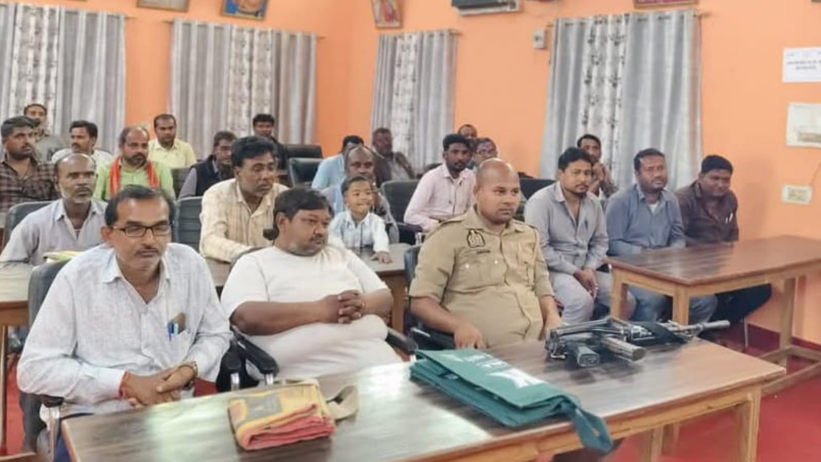 अध्यक्ष मालती का अनोखा अंदाज: सफाई कर्मियों संग मनाया रंगोत्सव, बांटी खुशियां