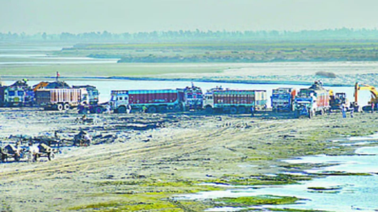 बालू खदान सादी मदनपुर: आजम खां के दोस्त अंसार द्वारा अवैध खनन का तांडव, योगी को चुनौती ?