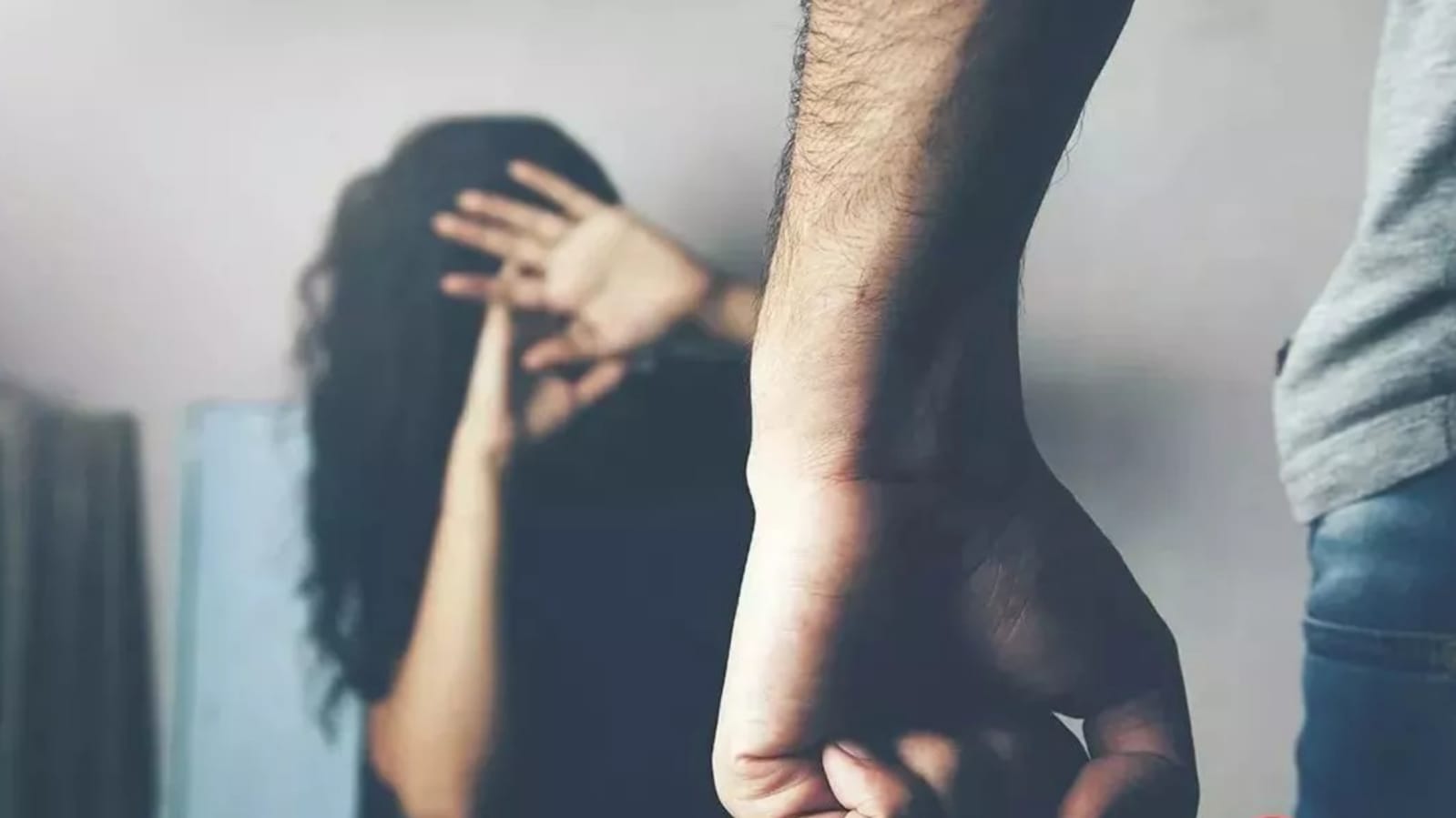 बांदा का बहुचर्चित दुष्कर्म कांड : क्या पुलिस कर रही है आरोपियों का बचाव ?